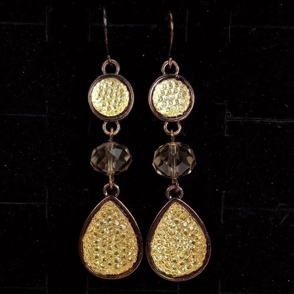 Gorgeous, champagne bling, long dangle pierced earrings